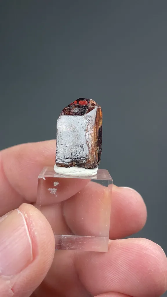 Zircon - image 2