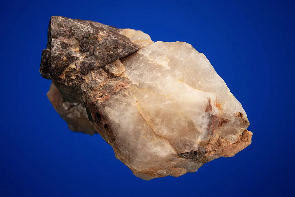 Zircon - image 4