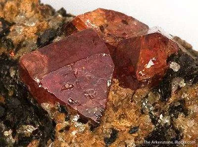 Zircon - image 3
