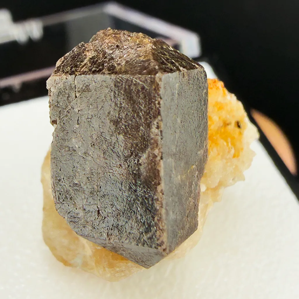 Zircon - image 1