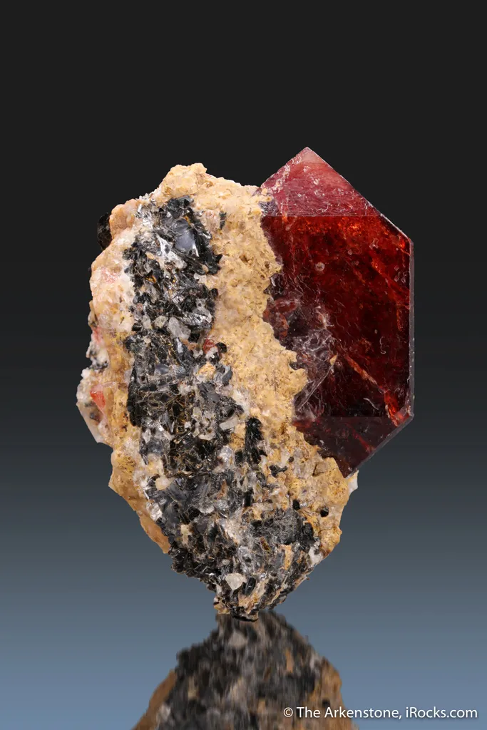 Zircon - image 2