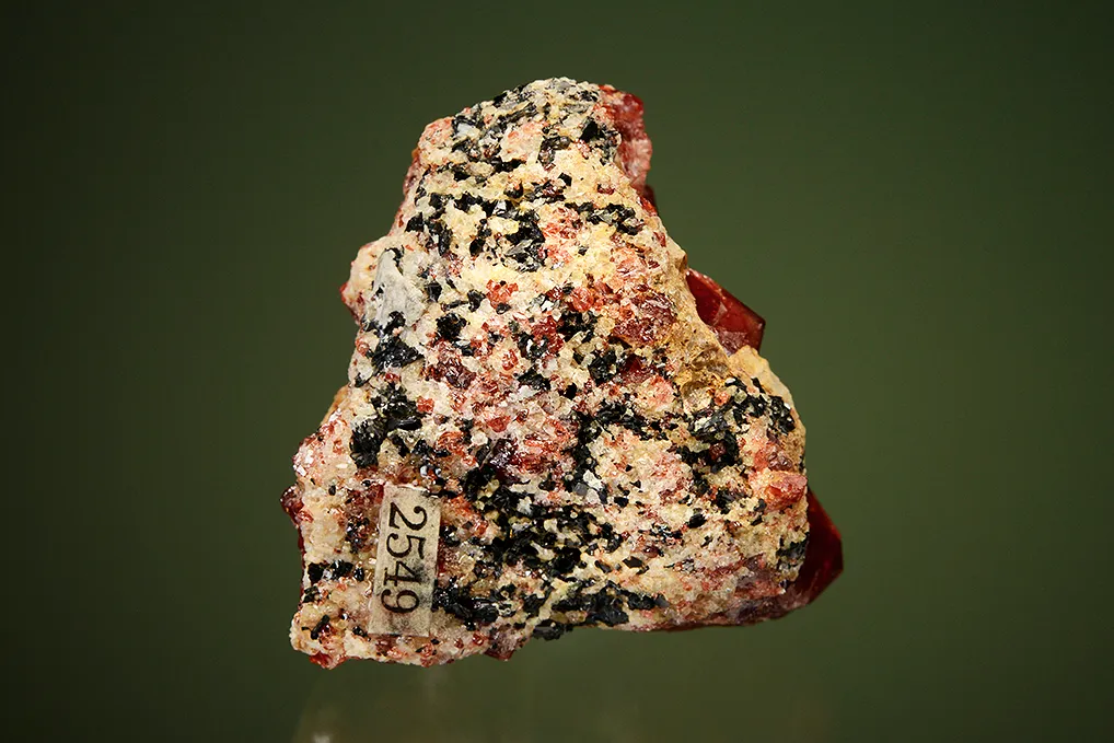 Zircon - image 2