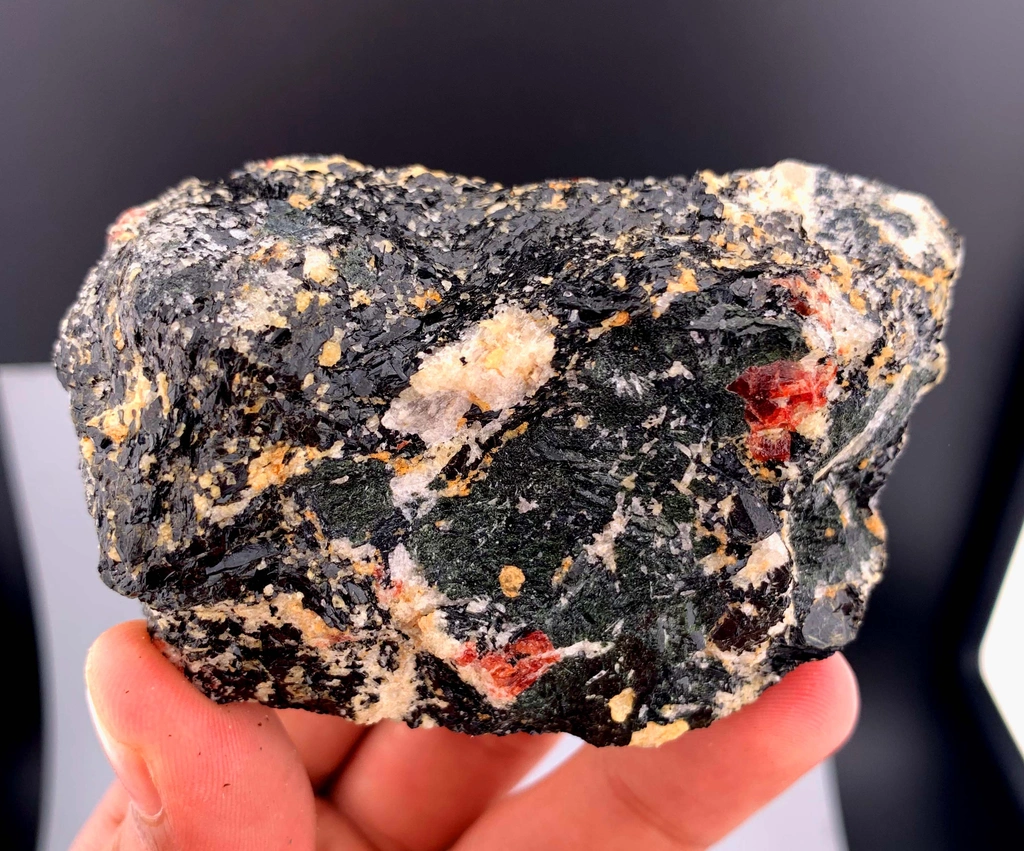 Zircon from Balochistan, Pakistan - image 9