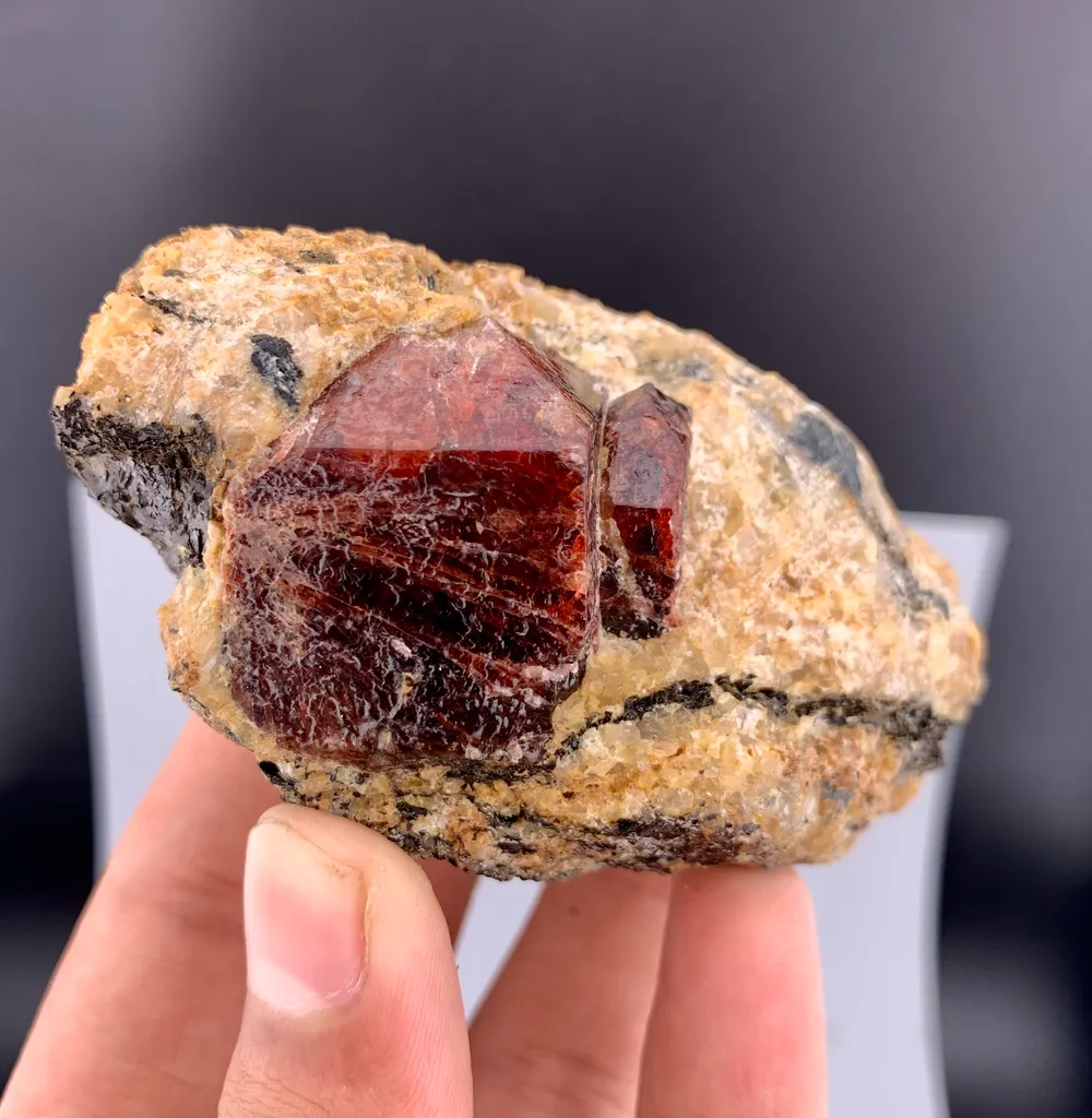 Zircon from Pakistan - image 3