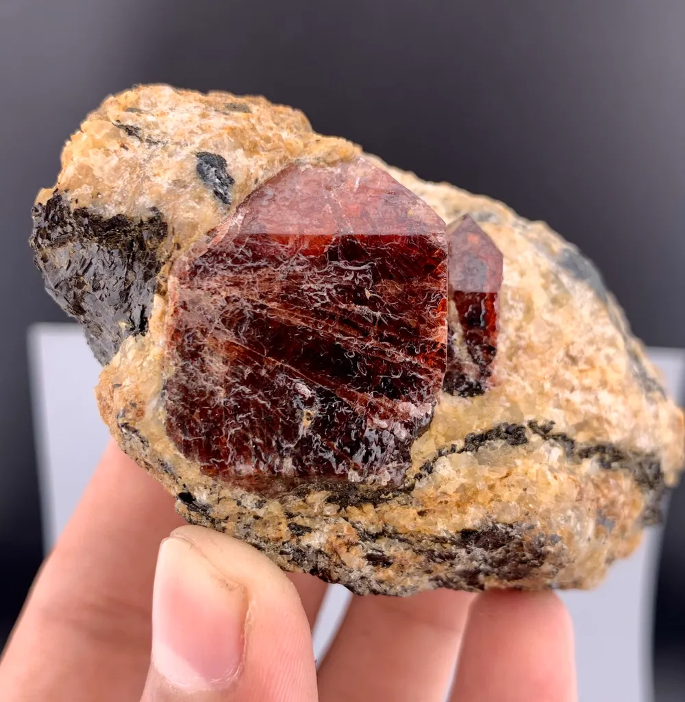 Zircon from Pakistan - image 6