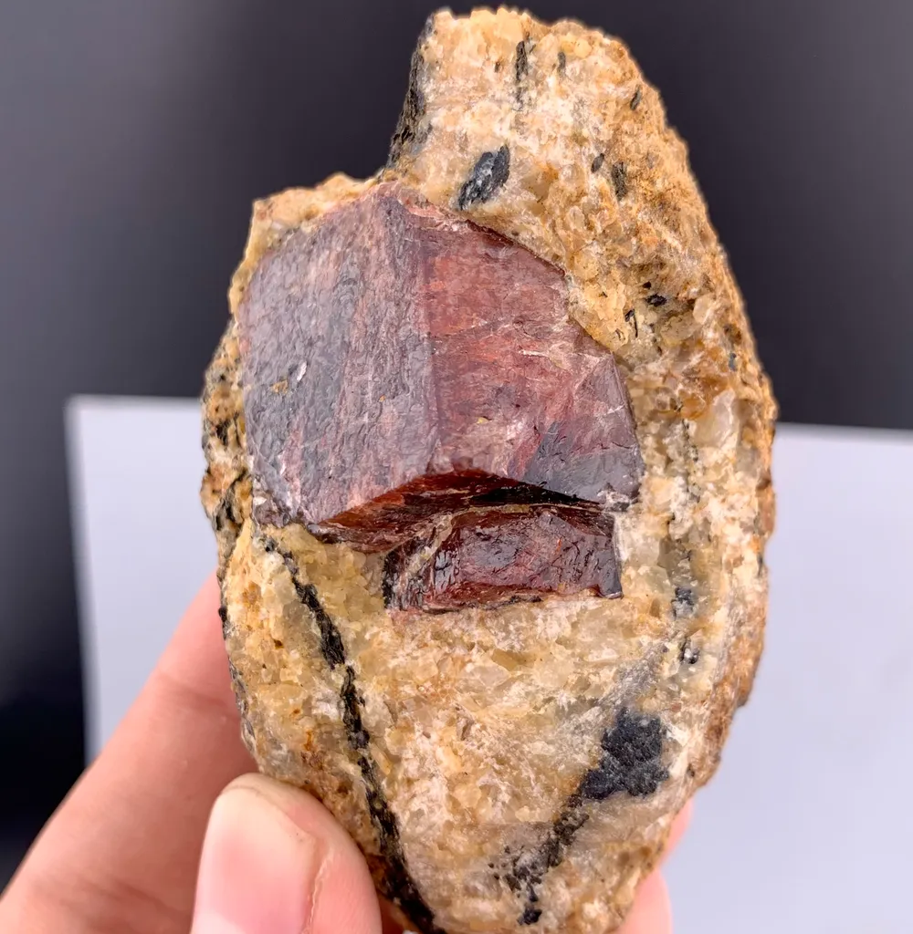 Zircon from Pakistan - image 8