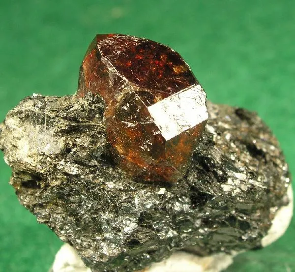 Zircon on Biotite - image 3