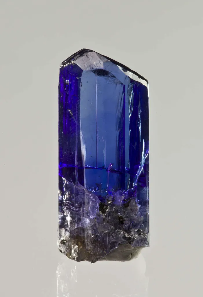 Zoisite Var. Tanzanite image