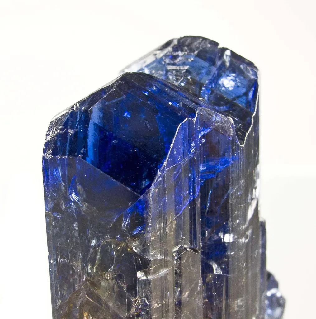 Zoisite Var. Tanzanite - image 4