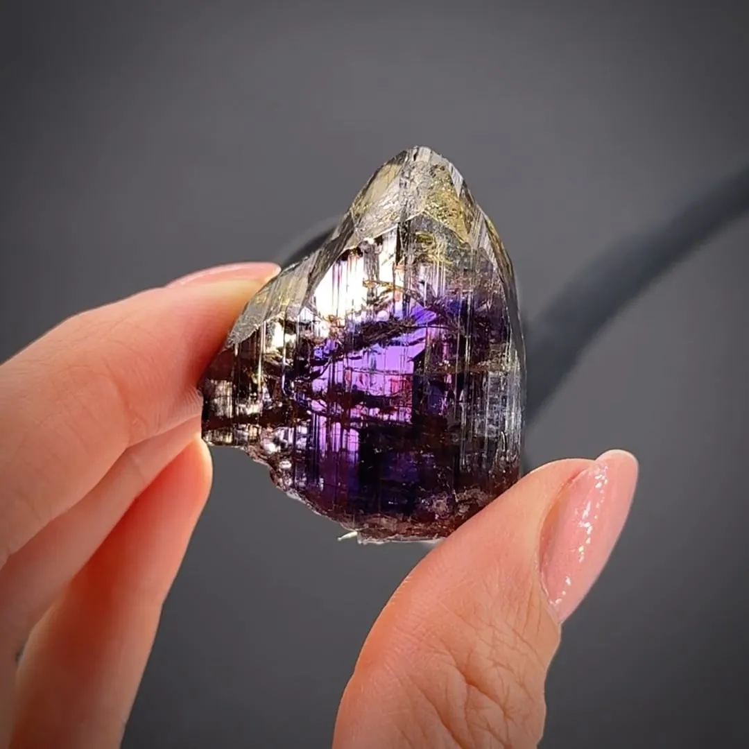 Zoisite var. Tanzanite - image 1