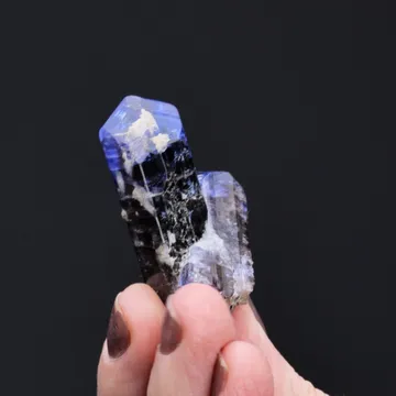 Zoisite var. Tanzanite