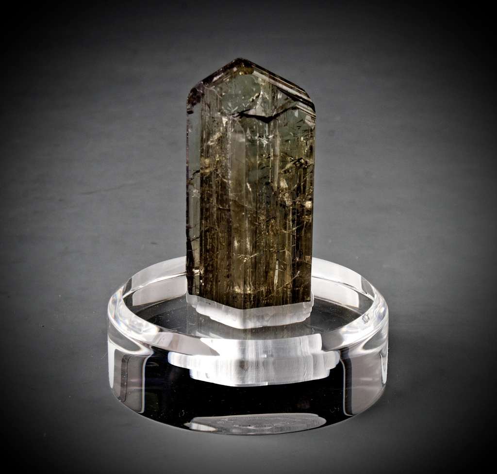 Zoisite, Yellow (Var: Tanzanite), 160 carats - image 2