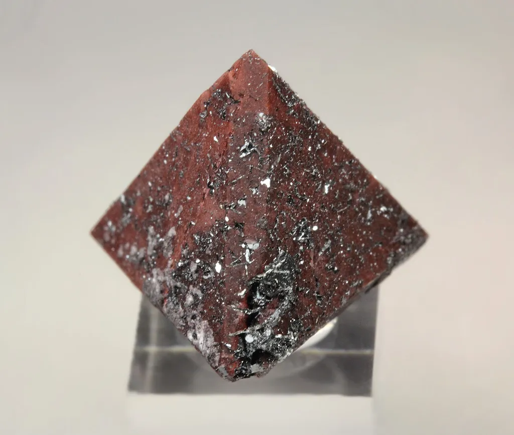 ZUNYITE from Iran, Hormozgan Province, Qalat Payeen - image 3