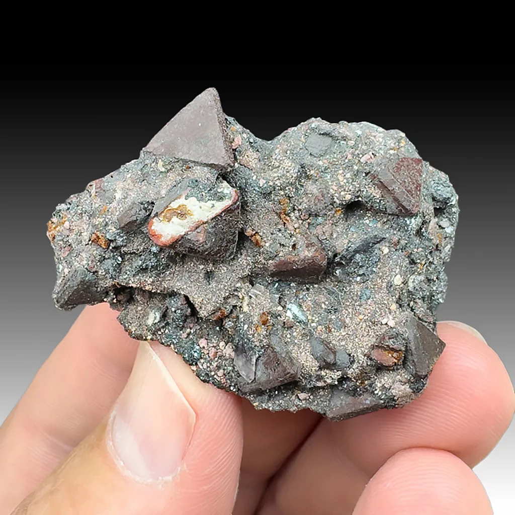 Zunyite from Qalat Payeen, Hormozgan Province, Iran image